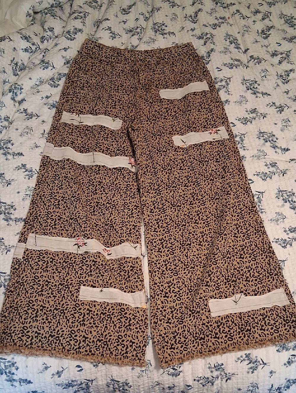 POL Leopard Print Wide Leg Pants with Cream Trim - BRAND NEW W/OUT TAGS